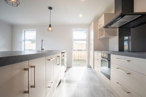 Photo of property in 42 Lombard Street, Palmerston North, 4410