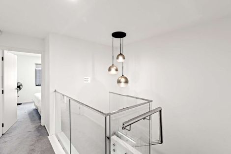 Photo of property in 15c Arney Road, Ranui, Auckland, 0612