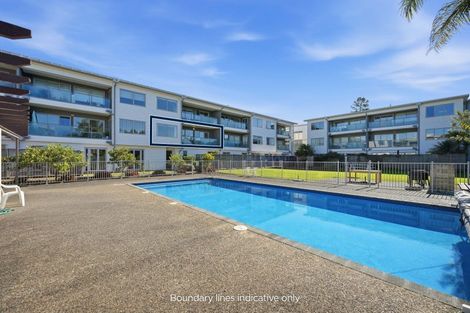 Photo of property in Bay Palms Apartments, 12/30b Bute Road, Browns Bay, Auckland, 0630