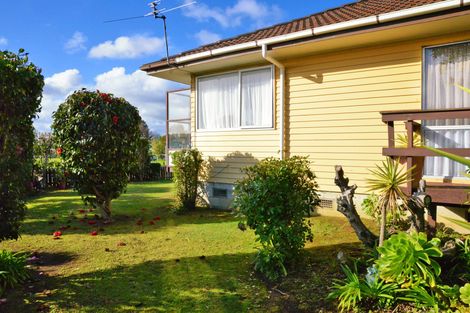 Photo of property in 1/32 Gibbons Road, Weymouth, Auckland, 2103