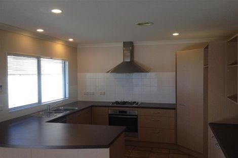 Photo of property in 38 Furlong Crescent, Churton Park, Wellington, 6037