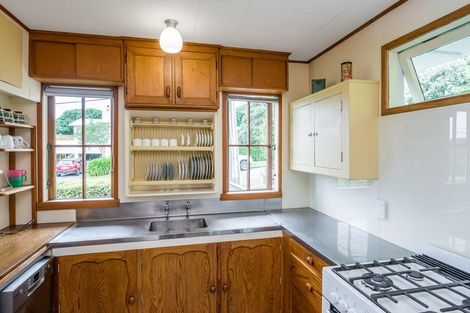 Photo of property in 4 Kereru Street, Waikanae, 5036