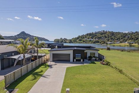 Photo of property in 91 Pepe Road, Tairua, 3508