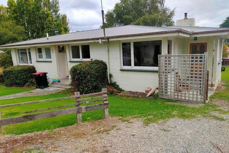 Photo of property in 107 Main Road, Wainuiomata, Lower Hutt, 5014
