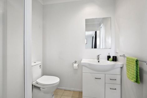 Photo of property in 1 Peppercorn Place, Leamington, Cambridge, 3432