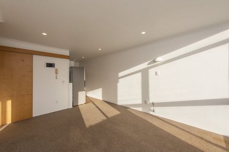 Photo of property in Melksham Towers, 403/131 Brougham Street, Mount Victoria, Wellington, 6011