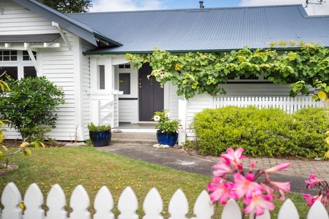 Photo of property in 26 Marne Street, Hokowhitu, Palmerston North, 4410