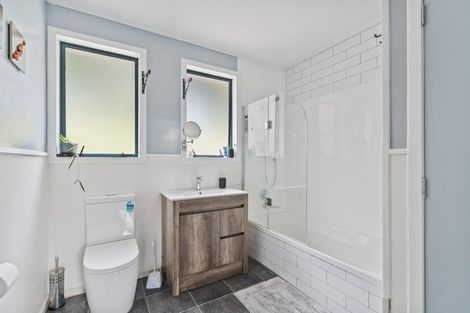 Photo of property in 18 Glendale Road, Woodhill, Whangarei, 0110