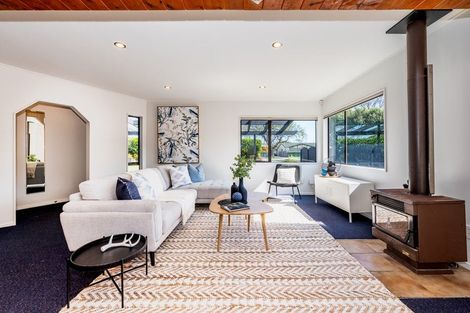 Photo of property in 87 Elizabeth Street, Waikanae, 5036