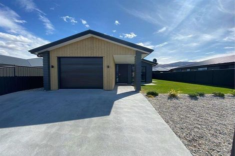 Photo of property in 6 Dawkins Street, Cromwell, 9310