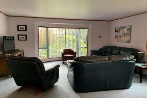 Photo of property in 32 Halcione Close, Flagstaff, Hamilton, 3210