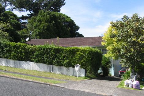 Photo of property in 21 Wilkinson Way, Browns Bay, Auckland, 0630