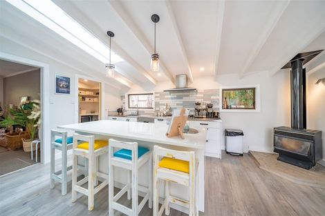 Photo of property in 38 Jocelyn Crescent, Pinehaven, Upper Hutt, 5019