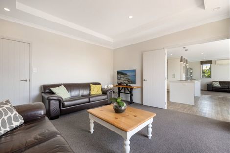 Photo of property in 1 Siemonek Rise, Bethlehem, Tauranga, 3110