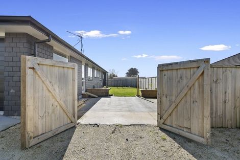 Photo of property in 9 Smith Street, Lepperton, New Plymouth, 4373