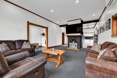 Photo of property in 16 Dixon Avenue, Hawera, 4610