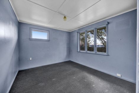 Photo of property in 10 Iredale Road, Hawera, 4610