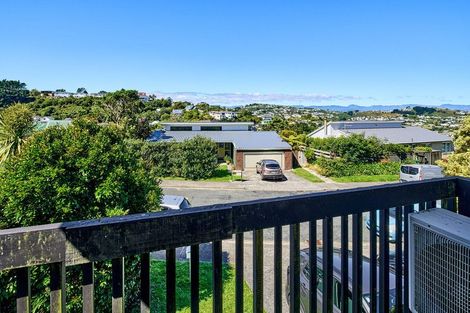 Photo of property in 27 Old Coach Road, Johnsonville, Wellington, 6037