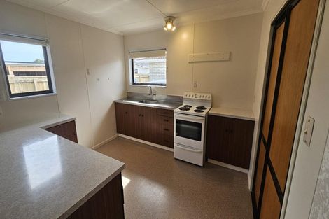 Photo of property in 358c Carrington Street, Upper Vogeltown, New Plymouth, 4310