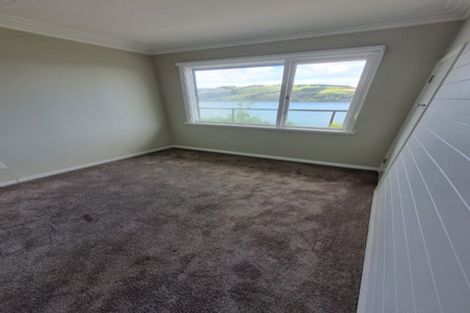 Photo of property in 22 Ocean View Road, Ravensbourne, Dunedin, 9022