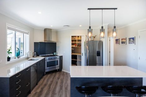 Photo of property in 1404a State Highway 3, Newbury, Palmerston North, 4475