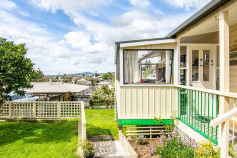 Photo of property in 65b Henderson Crescent, Parkvale, Tauranga, 3112