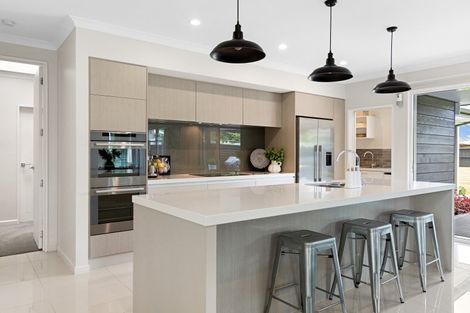 Photo of property in 12 Quarters Place, Halswell, Christchurch, 8025