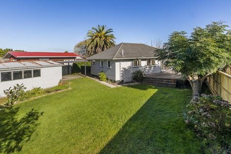 Photo of property in 19 Roby Street, Te Atatu Peninsula, Auckland, 0610