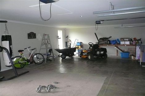 Photo of property in 123 Kennedy Road, Dairy Flat, Albany, 0792