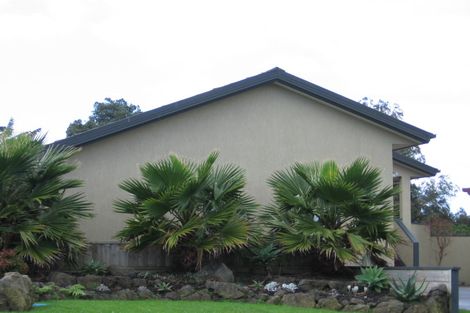 Photo of property in 10 Dorchester Place, Orewa, 0931