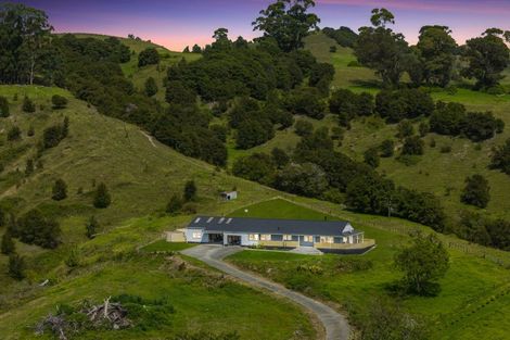 Photo of property in 55 Harrington Road, Muriwai, Gisborne, 4072