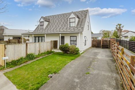 Photo of property in 21 Newton Place, Westbrook, Palmerston North, 4412