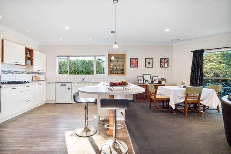 Photo of property in 15 Sutton Place, Dallington, Christchurch, 8061