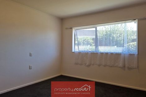 Photo of property in 48 Truby King Street, Merrilands, New Plymouth, 4312