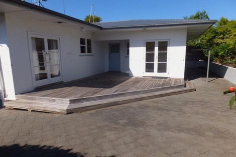 Photo of property in 1 Philip Street, Beerescourt, Hamilton, 3200