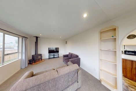 Photo of property in 2 Newton Place, Westbrook, Palmerston North, 4412