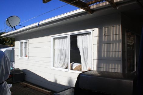 Photo of property in 22 Rotoiti Avenue, Pakuranga Heights, Auckland, 2010