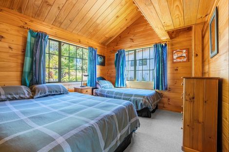 Photo of property in 8 Paurini Place, Motuoapa, 3382