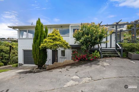 Photo of property in 18 Magnolia Grove, Maungaraki, Lower Hutt, 5010