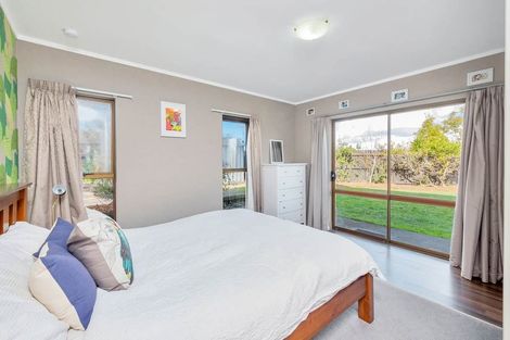 Photo of property in 2/14 Thelma Crescent, Torbay, Auckland, 0630