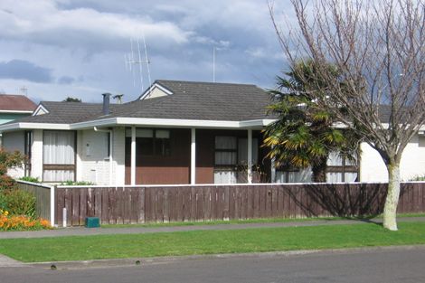 Photo of property in 2a Long Melford Road, Awapuni, Palmerston North, 4412