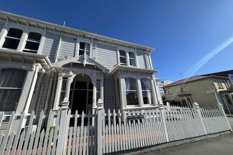 Photo of property in 24 Majoribanks Street, Mount Victoria, Wellington, 6011