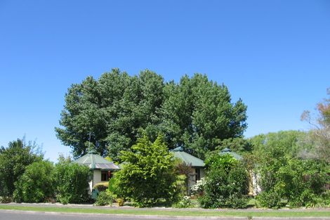 Photo of property in 4 Elsdon Best Street, Riverdale, Gisborne, 4010