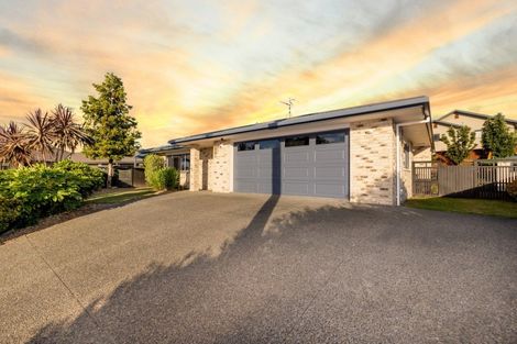 Photo of property in 12 Arrowfield Drive, Pyes Pa, Tauranga, 3112