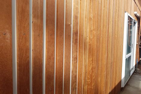 Photo of property in 46 Farquhar Road, Glendene, Auckland, 0602