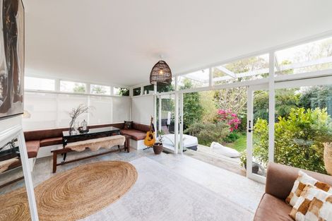 Photo of property in 73 Jickell Street, Hokowhitu, Palmerston North, 4410