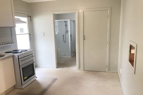 Photo of property in 2/6 Snell Avenue, Papakura, 2110