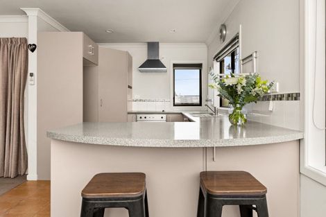 Photo of property in 95 Middle Road, Havelock North, 4130