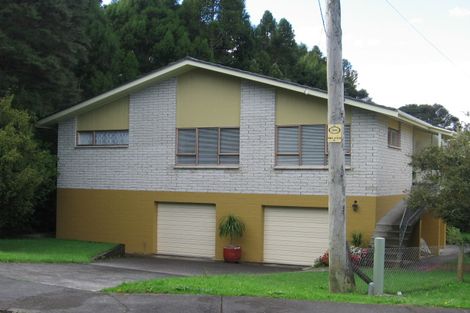 Photo of property in 20 Minnehaha Avenue, Titirangi, Auckland, 0604