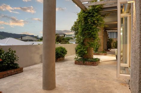 Photo of property in Hamilton Flats, 1/9 Hawker Street, Mount Victoria, Wellington, 6011